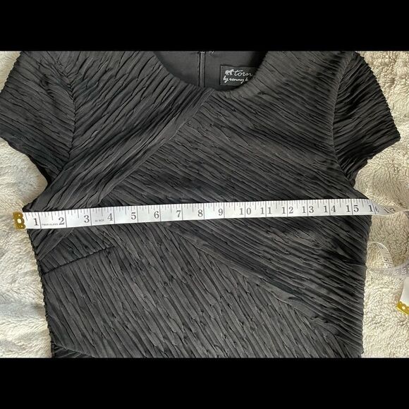 TORN by Ronny Kobo black cap sleeve steath dress - Picture 11 of 14